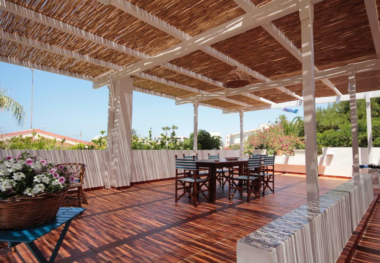 Villa Delle Terrazze Punta Secca Eksteriør billede